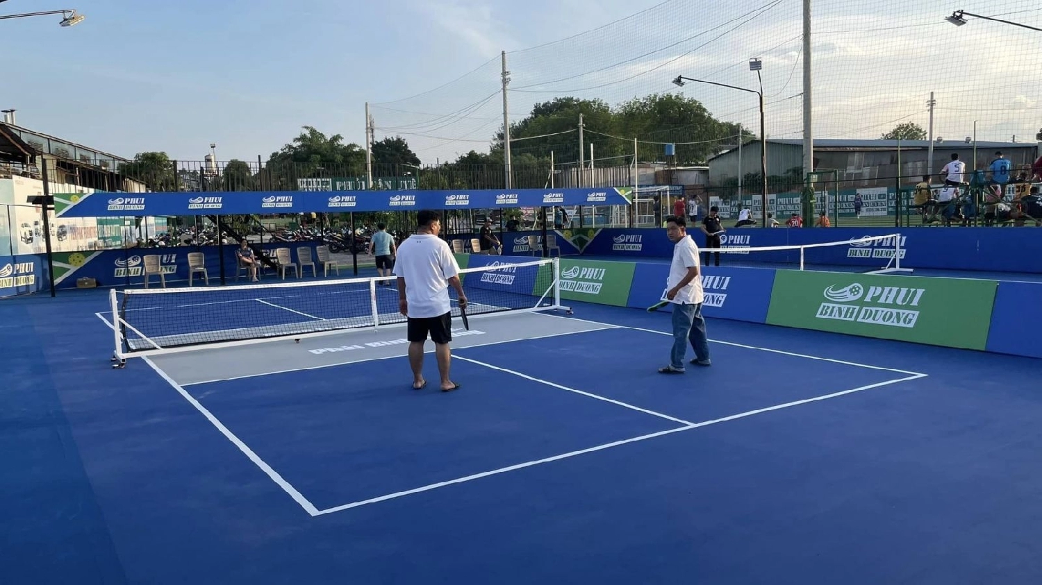 Các dịch vụ tiện ích của sân Pickleball Phủi Bình Dương