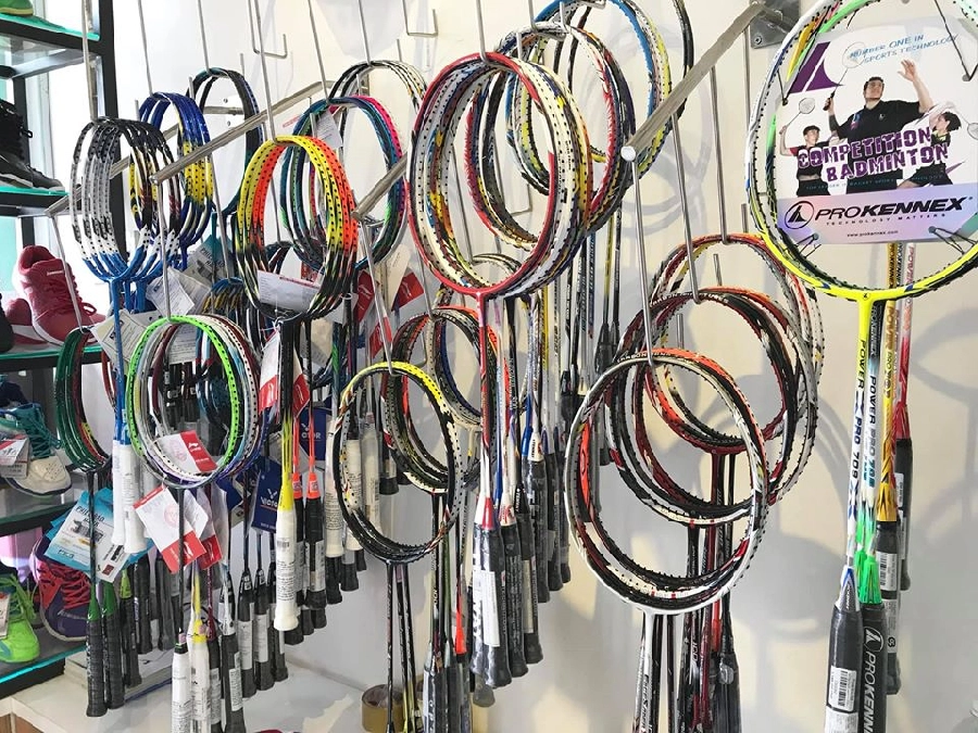 Mua vợt cầu lông tại shop VNB Gò Vấp