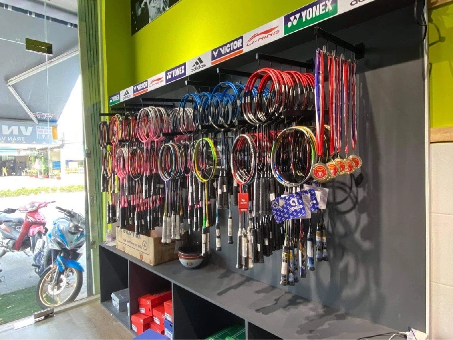 Cửa hàng bán vợt cầu lông Hóc Môn uy tín, chất lượng nhất - VNB Sports