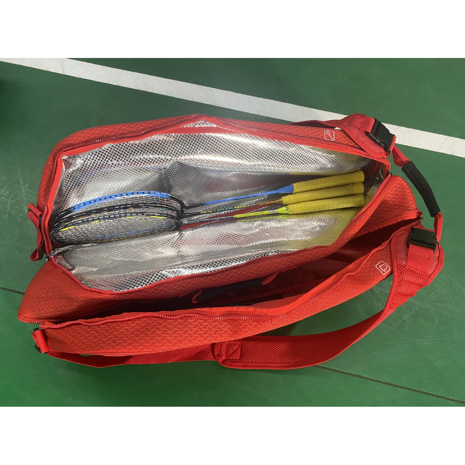 Túi cầu lông VNB Bag MIT Limited - Đỏ chính hãng