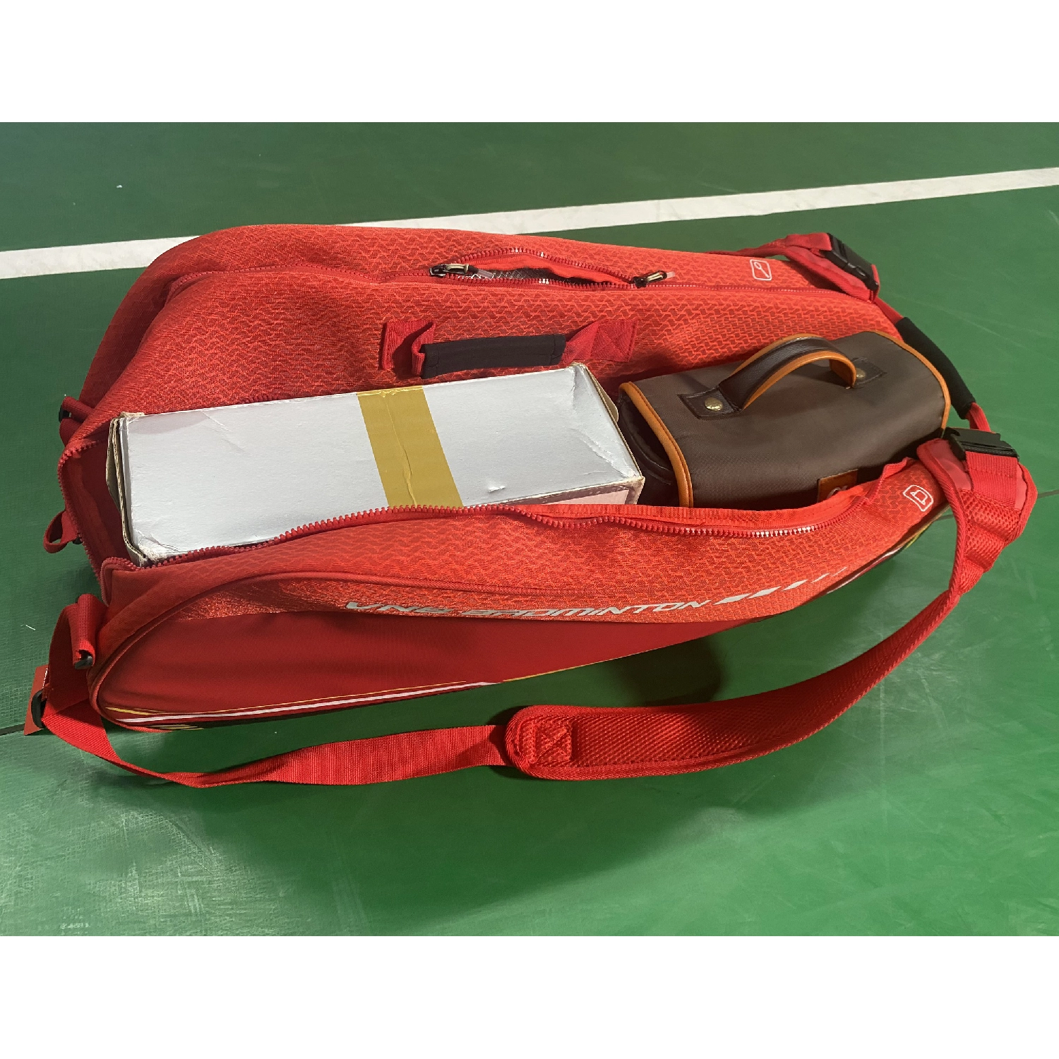 Túi cầu lông VNB Bag MIT Limited - Đỏ chính hãng